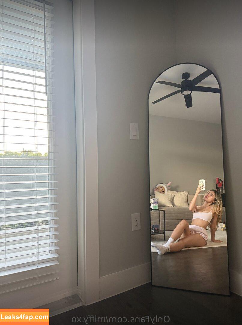 Celia Tran / celia.b.tran leaked photo photo #0244