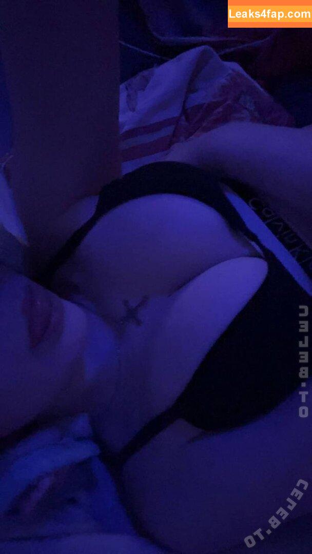 celiiimichelle / celiivamp / celivamp / dirtylittlevampire / https: leaked photo photo #0024