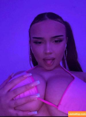 Celina.melon photo #0032