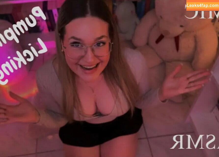 Celine ASMR / blondycelinee / cellybrooks leaked photo photo #0004