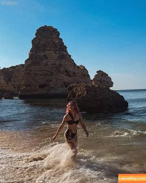 Celine Chiara Schumer photo #0012
