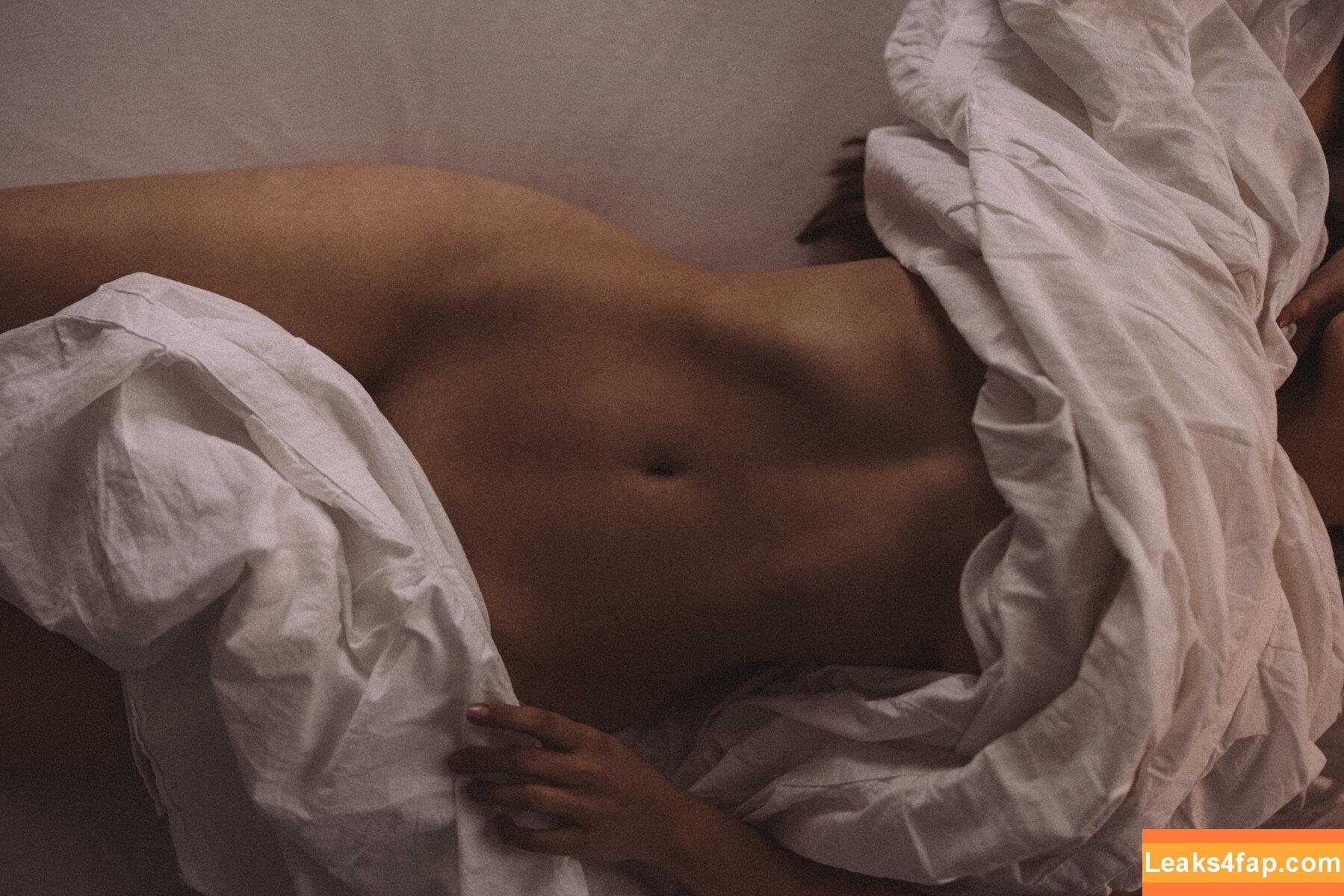 Céline Fairon / MoonlightASMR / celine_fairon / celinefairon / eexoticbabe leaked photo photo #0076