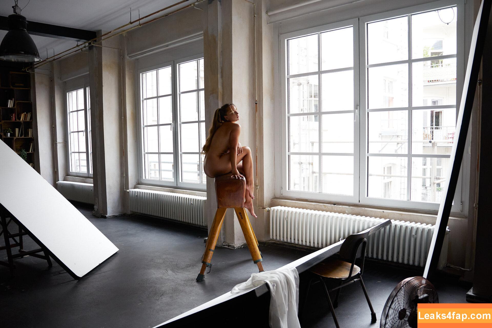 Céline Fairon / MoonlightASMR / celine_fairon / celinefairon / eexoticbabe leaked photo photo #0103