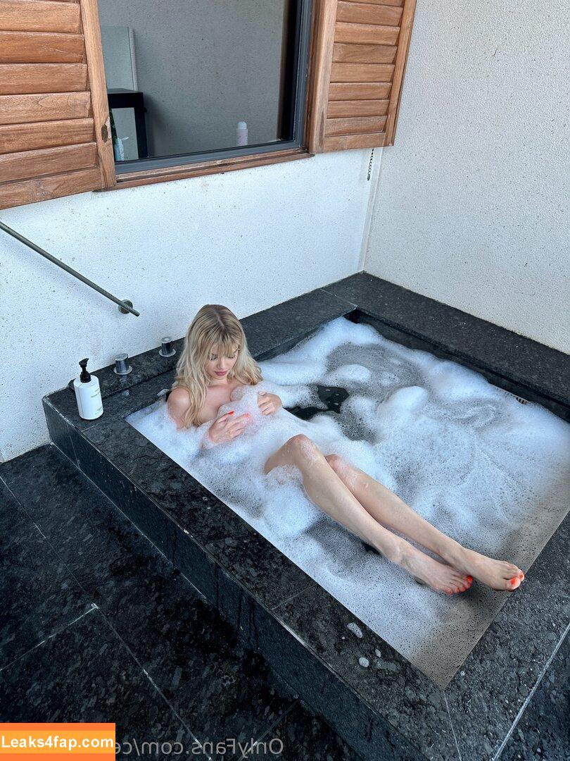 celinemelina / melinaceline leaked photo photo #0118