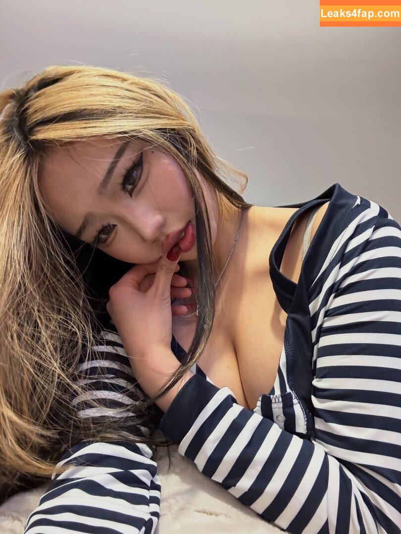 cellow111 / annie zheng leaked photo photo #0134