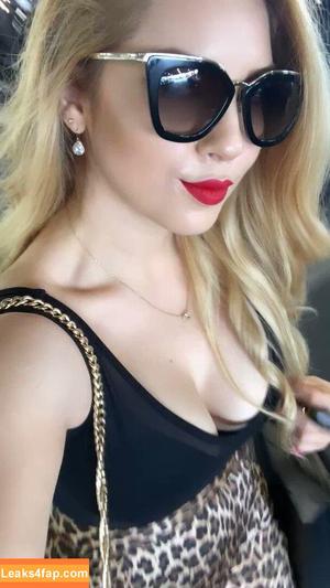 Cendy Robles photo #0025