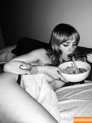 Cera Gibson photo #0023