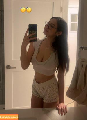 Chaela photo #0223