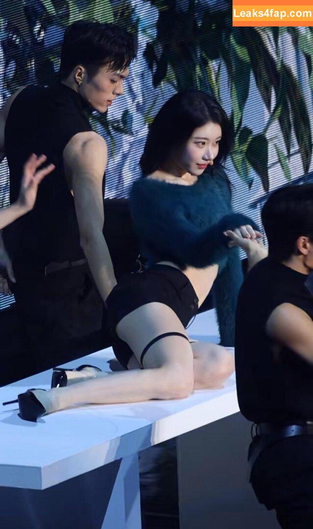Chaeryeong / ITZY (채령 / chaerrry0 leaked photo photo #0121