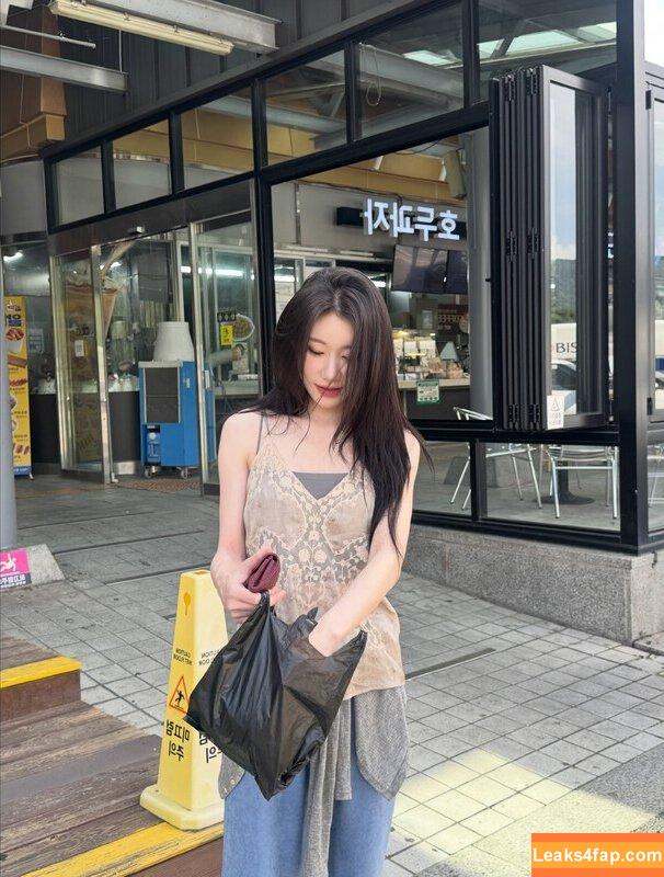 Chaeryeong / ITZY (채령 / chaerrry0 leaked photo photo #0227