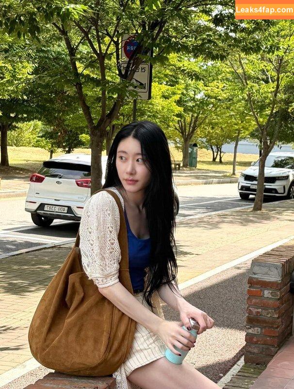 Chaeryeong / ITZY (채령 / chaerrry0 leaked photo photo #0233