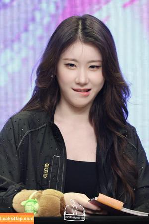Chaeryeong фото #0093