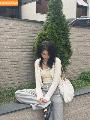 Chaeryeong photo #0110