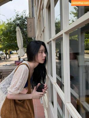 Chaeryeong photo #0235