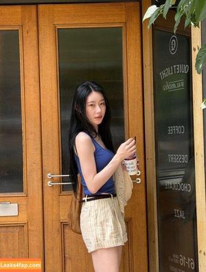 Chaeryeong photo #0240