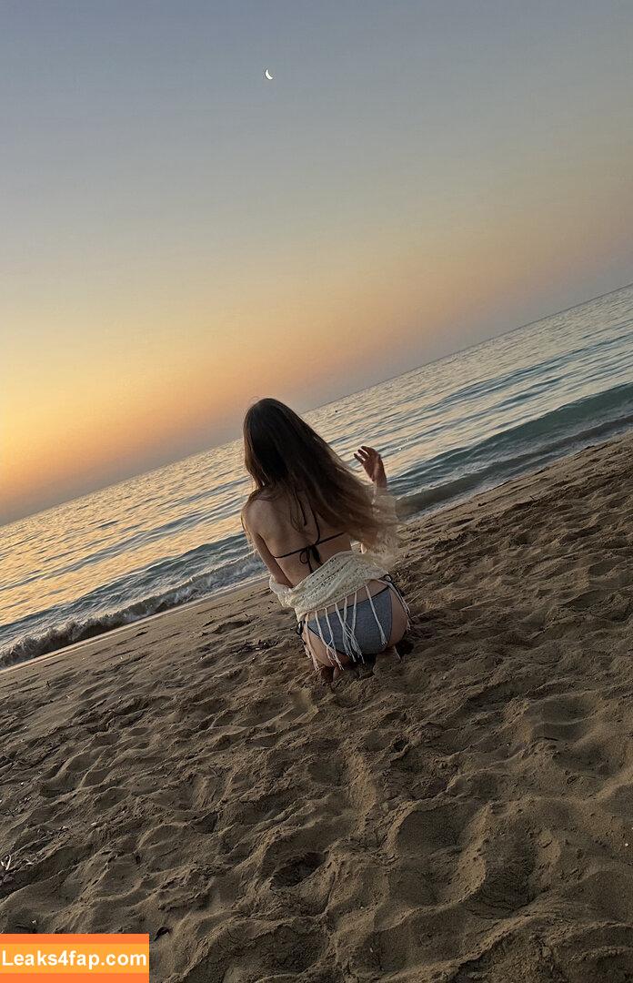 Chaisia / chaisia_art / chaisia_irl leaked photo photo #0083