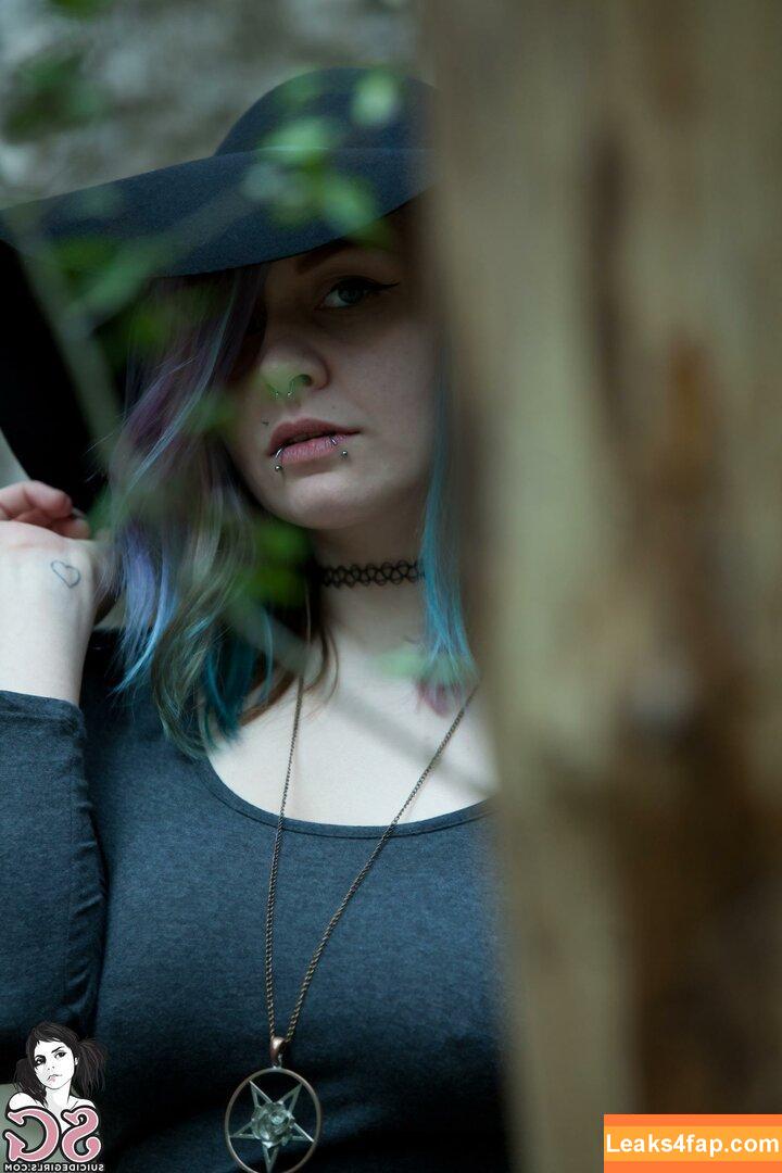 Chalkmoon / Chalkdabs / Chalksuicide / chalkxmoon слитое фото фото #0395