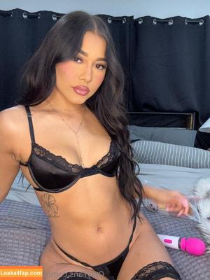 chaneloxoxo photo #0015