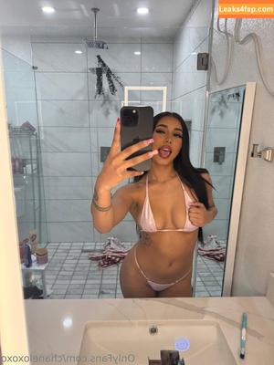 chaneloxoxo photo #0017