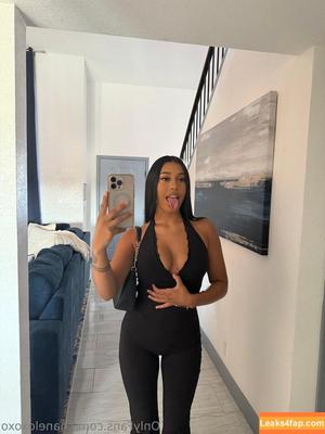 chaneloxoxo photo #0044