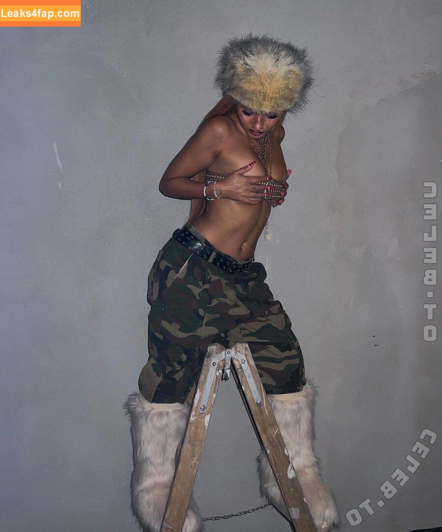 Chantal-Jale Kirman / Chantaljale слитое фото фото #0061