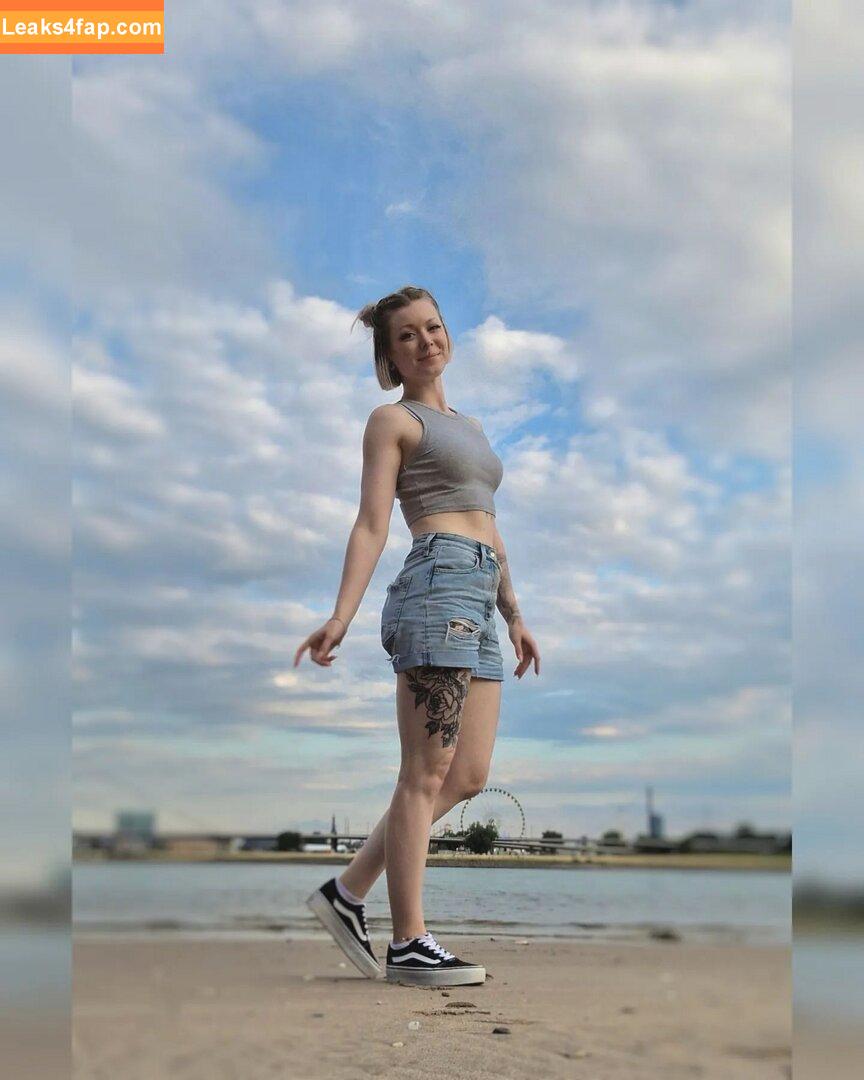 Chantal Lewentz /  leaked photo photo #0014