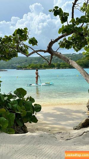 Chantel Jeffries photo #0270