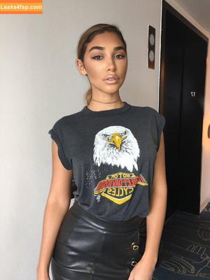 Chantel Jeffries photo #0996