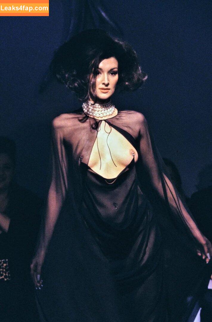 Chappell Roan / biancasotelo14 / chappellroan / https: leaked photo photo #0527