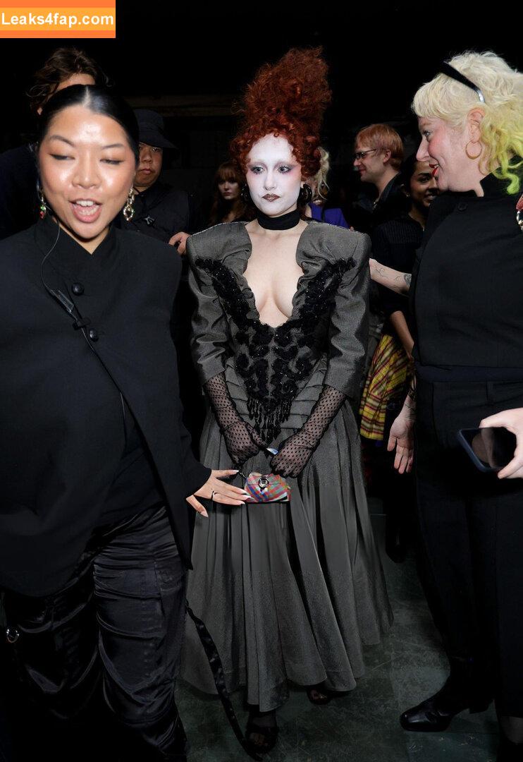 Chappell Roan / chappellroan / https: / rosybeetles слитое фото фото #0541