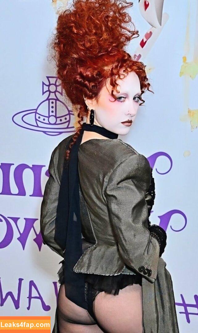 Chappell Roan / chappellroan / https: / rosybeetles слитое фото фото #0571