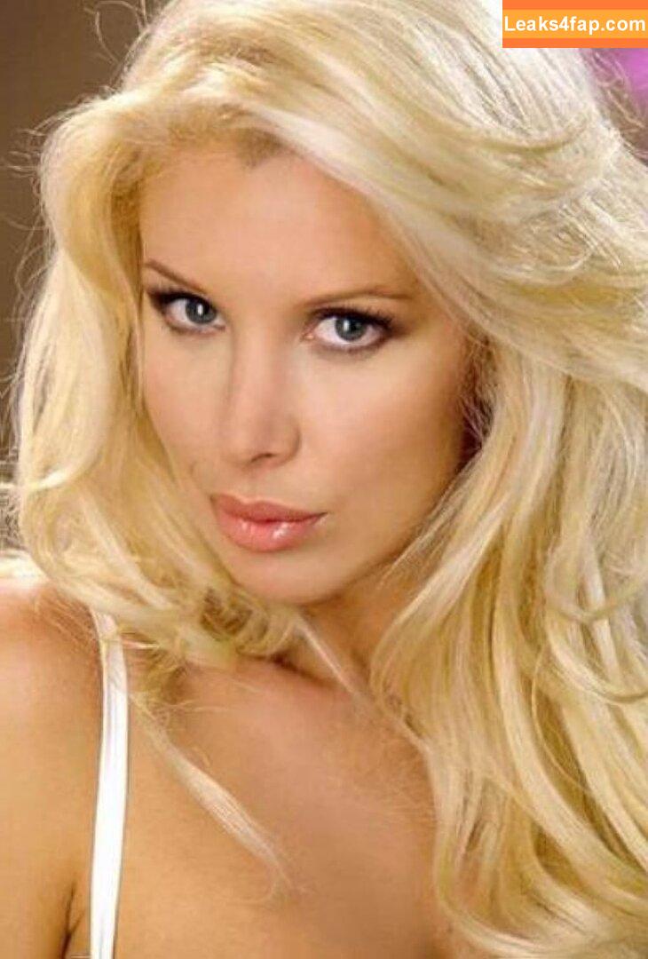 Charis B /  leaked photo photo #0007