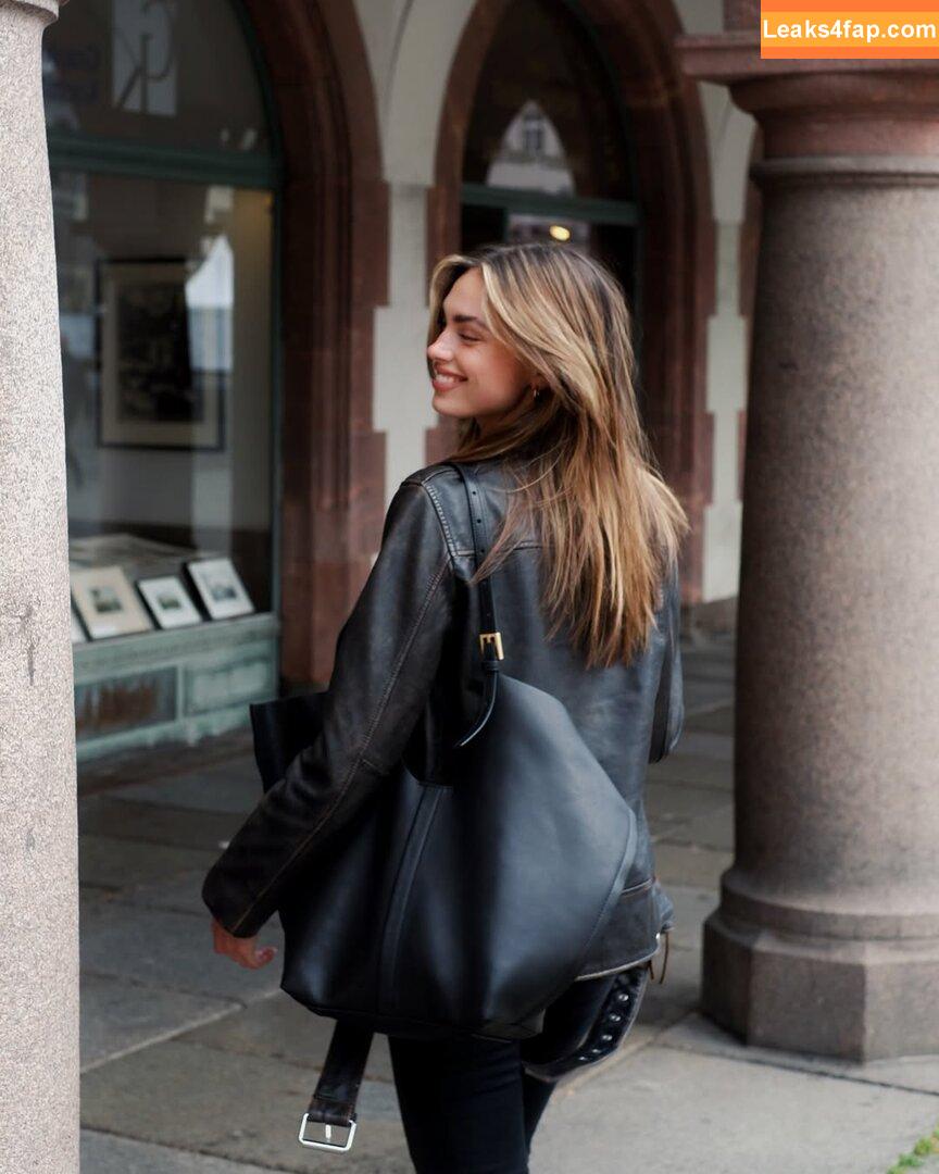 Charleen Weiss / charleenweiss leaked photo photo #0289