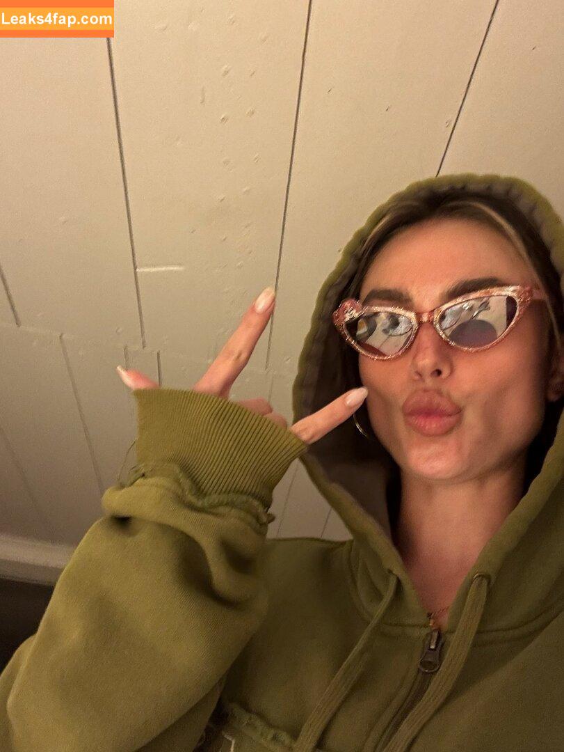 Charleen Weiss / charleenweiss leaked photo photo #0301
