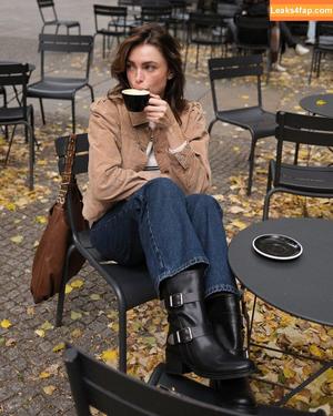 Charleen Weiss photo #0350