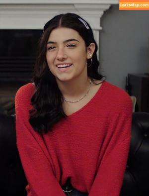 Charli Dam photo #0001