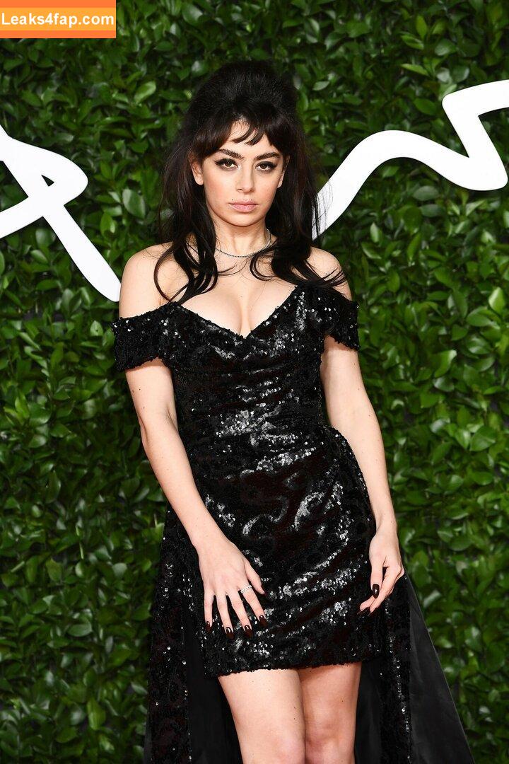 Charli XCX / charli_xcx / charlignarly / charlixcx / https: leaked photo photo #0035