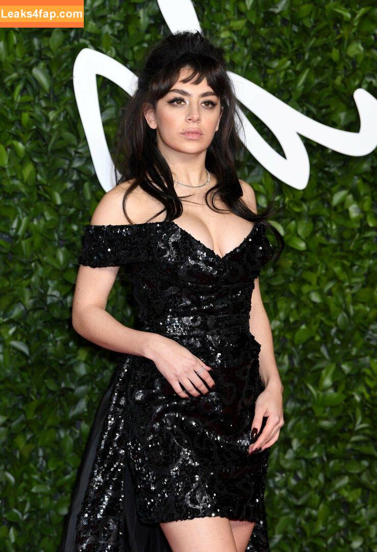 Charli XCX / charli_xcx / charlignarly / charlixcx / https: leaked photo photo #0052
