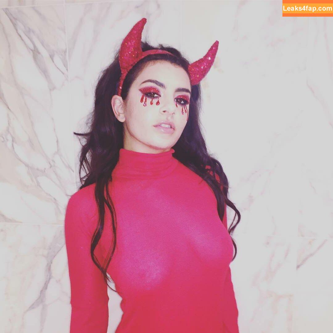 Charli XCX / charli_xcx / charlignarly / charlixcx / https: leaked photo photo #0116