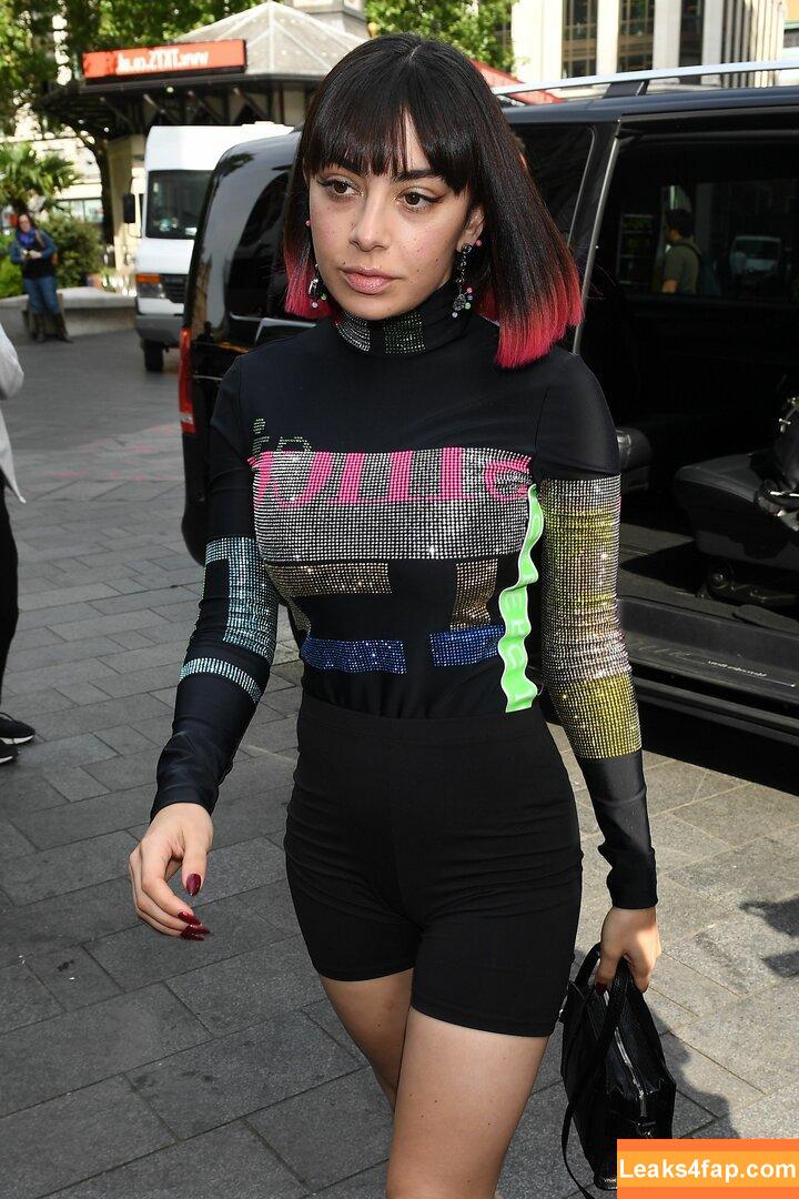 Charli XCX / charli_xcx / charlignarly / charlixcx / https: leaked photo photo #0167