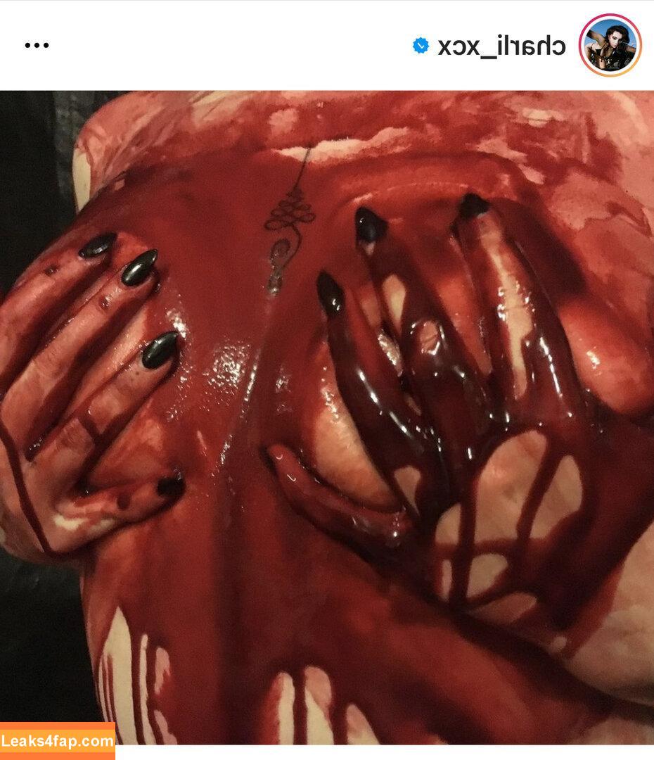 Charli XCX / charli_xcx / charlignarly / charlixcx / https: leaked photo photo #0181