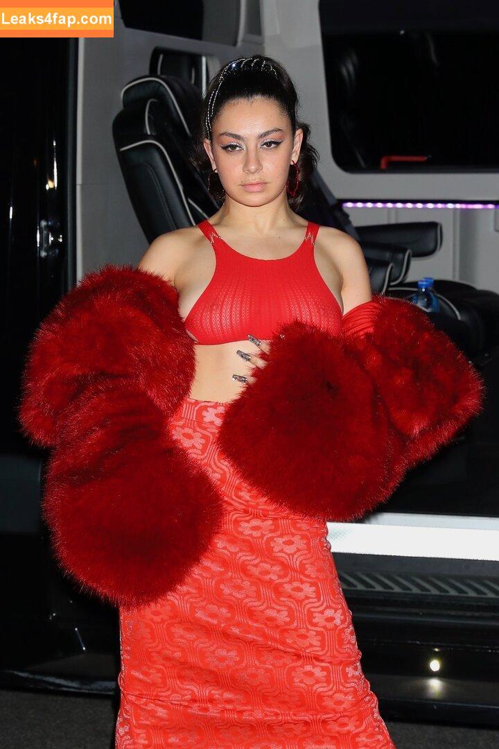 Charli XCX / charli_xcx / charlignarly / charlixcx / https: leaked photo photo #0262