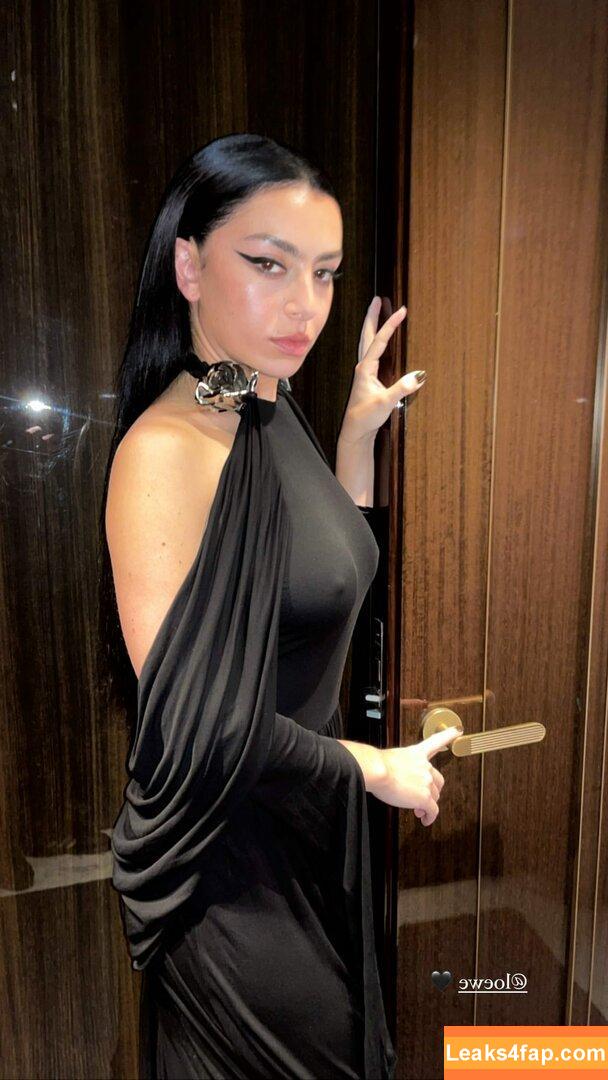 Charli XCX / charli_xcx / charlignarly / charlixcx / https: слитое фото фото #0296