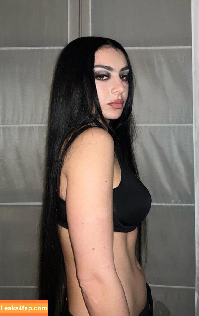 Charli XCX / charli_xcx / charlignarly / charlixcx / https: leaked photo photo #0350