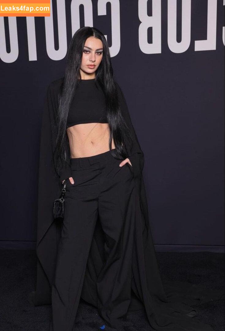 Charli XCX / charli_xcx / charlignarly / charlixcx / https: leaked photo photo #0351