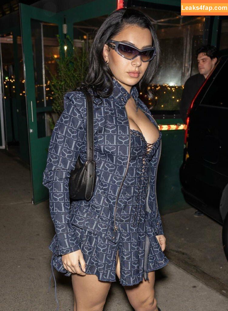 Charli XCX / charli_xcx / charlignarly / charlixcx / https: слитое фото фото #0374