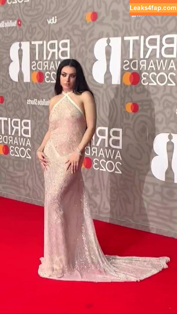 Charli XCX / charli_xcx / charlignarly / charlixcx / https: leaked photo photo #0411