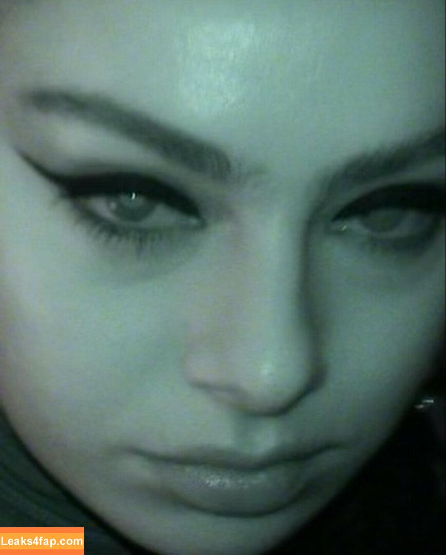 Charli XCX / charli_xcx / charlignarly / charlixcx / https: leaked photo photo #0462