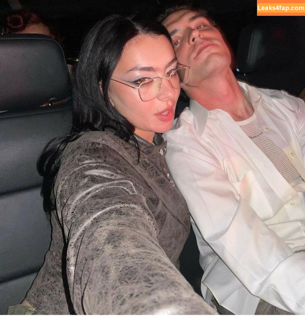 Charli XCX / charli_xcx / charlignarly / charlixcx / https: leaked photo photo #0521