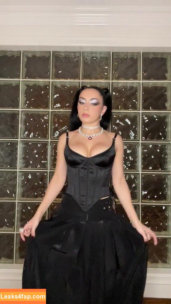 Charli XCX / charli_xcx / charlignarly / charlixcx / https: leaked photo photo #0524